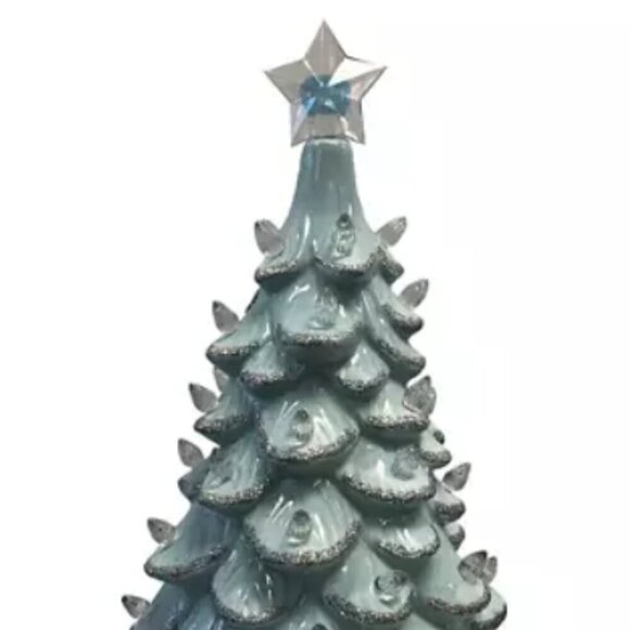 North Carolina Tar Heels 14 Inch Ceramic Tree - Picture 1 of 3